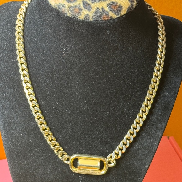 Dior Gold Chain Necklace - Picture 12 of 14